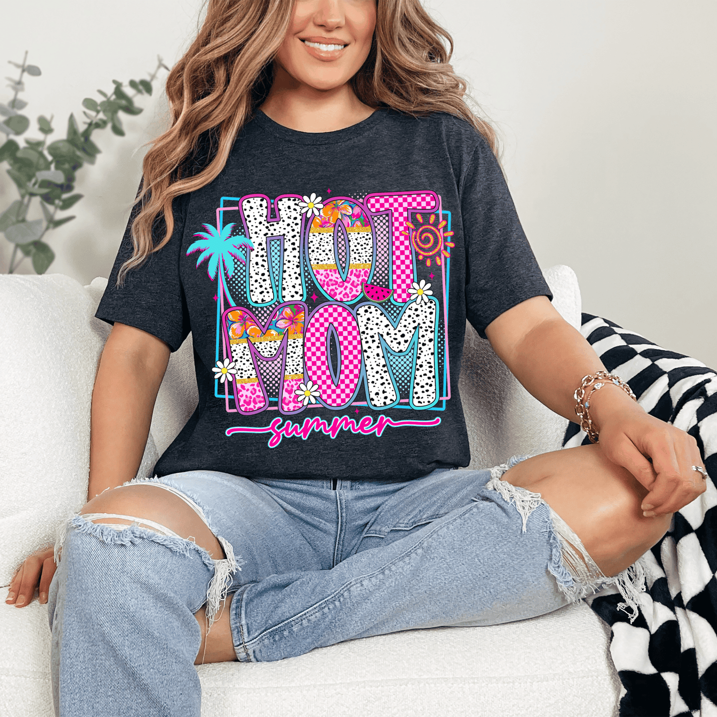 HOT MOM SUMMER - T-Shirt