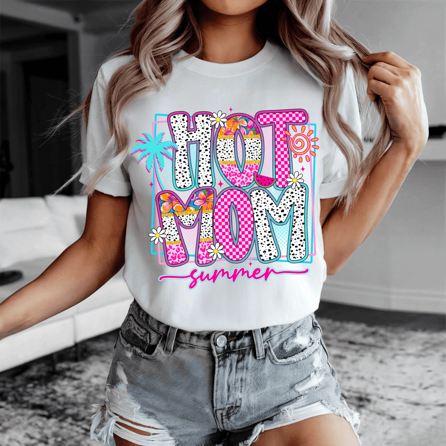 HOT MOM SUMMER - T-Shirt