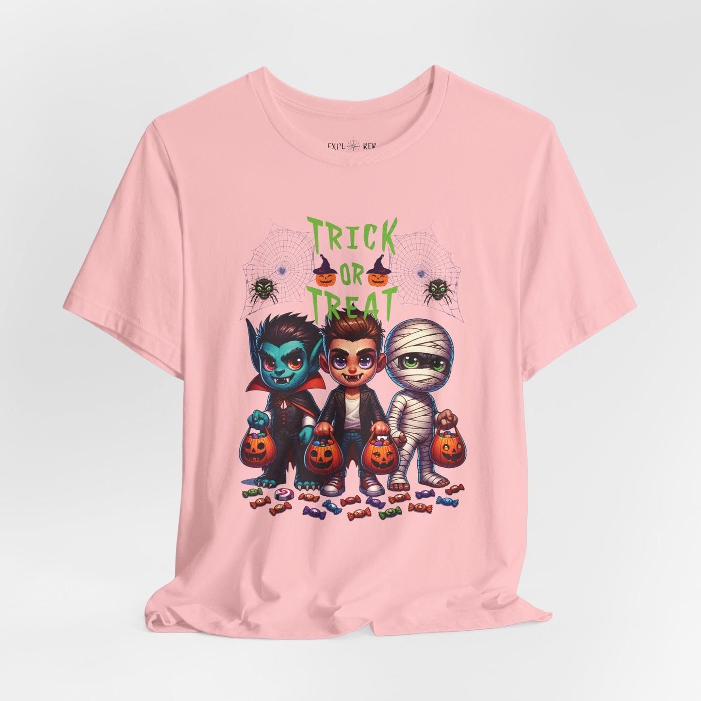 TRICK OR TREAT - T-Shirt