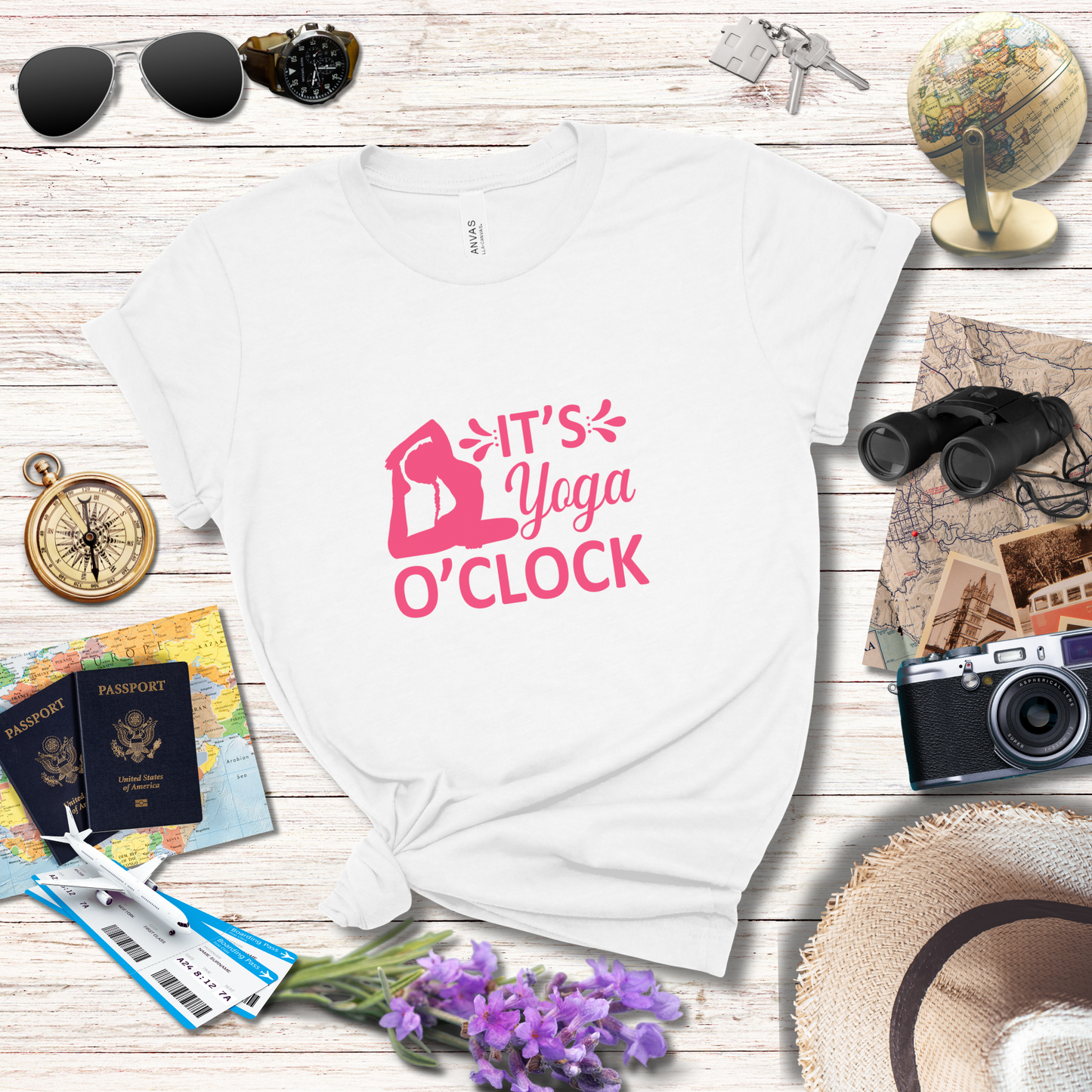 IT'S YOGA O'CLOCK  - T-Shirt