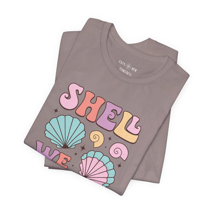 SHELL WE DANCE - T-Shirt